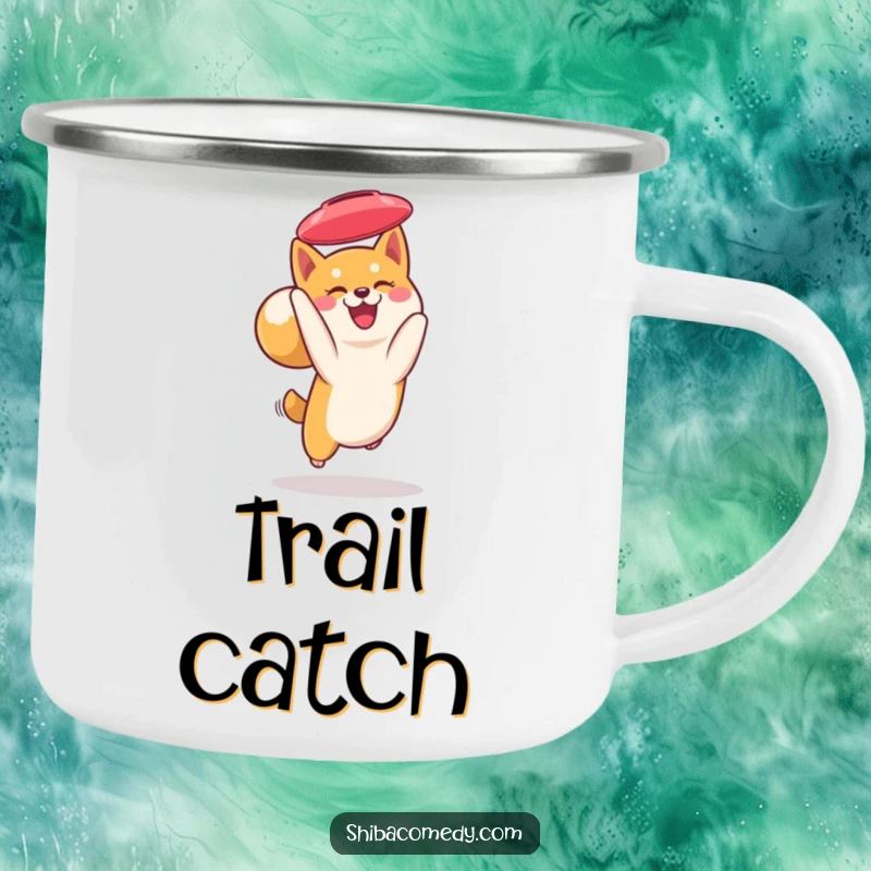 Funny Shiba Inu camping mug: a smiling Shiba Inu catches a frisbee mid-air, perfect for outdoor adventures.